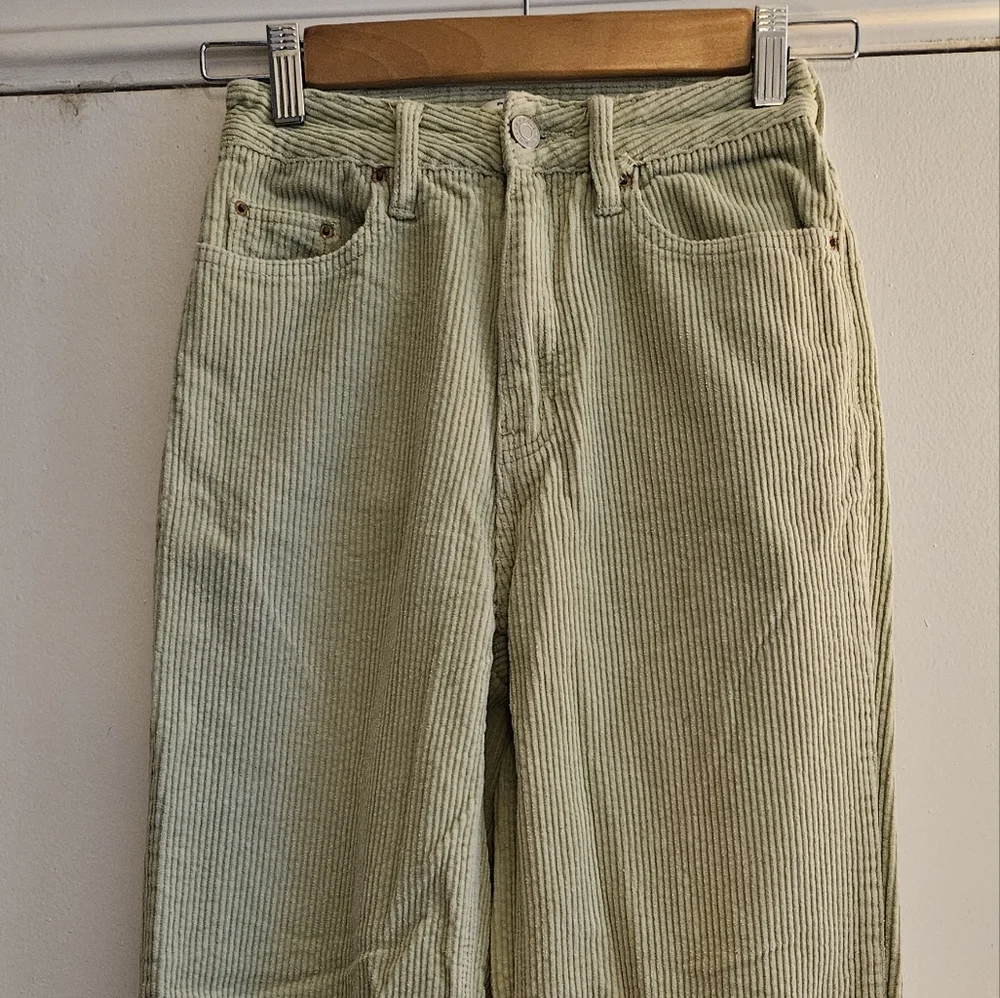PacSun 90s Boyfriend Cut Women's Green Corduroy Pants Size 23 - Picture 8 of 8